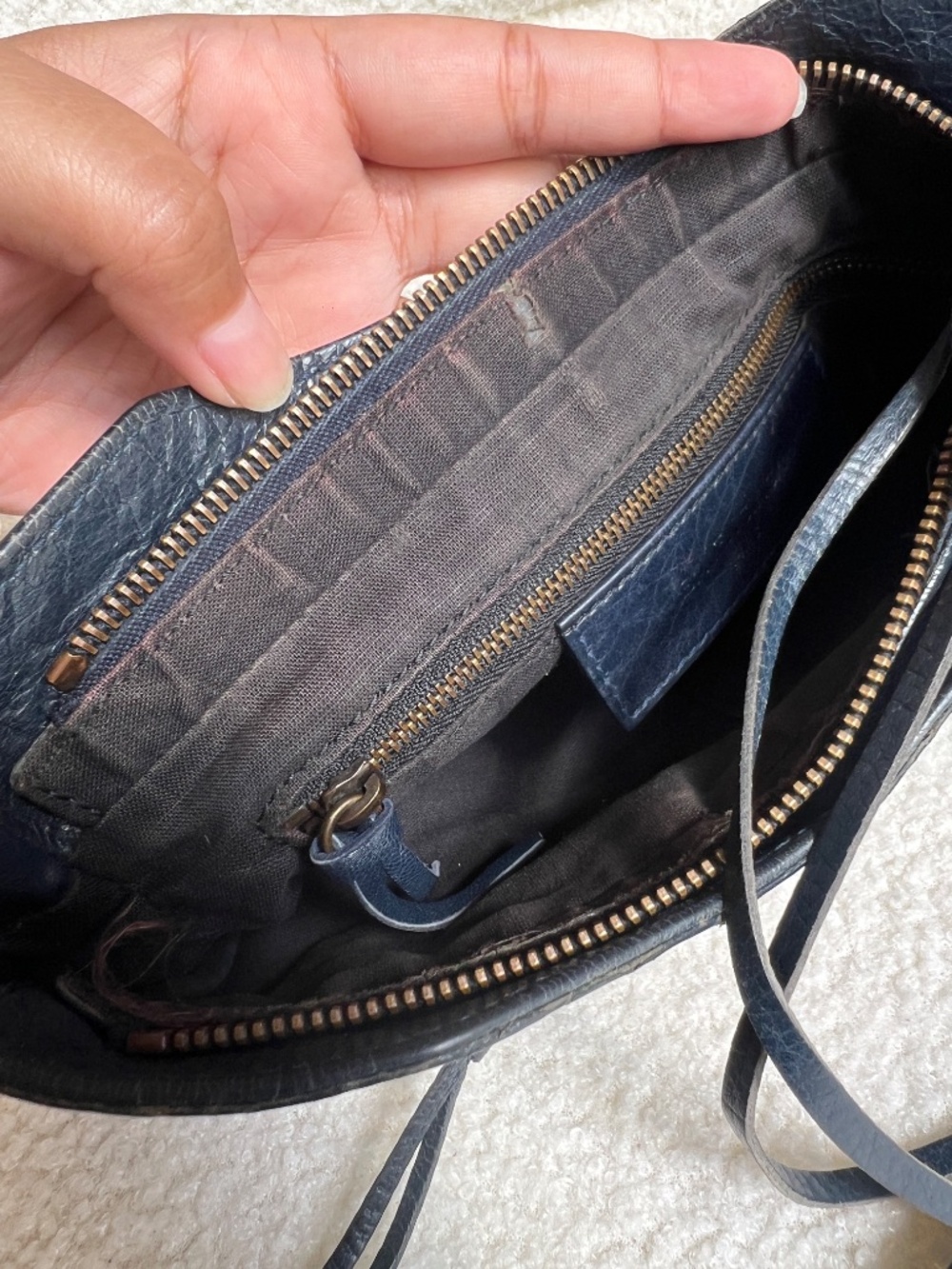 Authentic Balenciaga Navy Blue Hip City Leather Bag - Picture 11 of 16
